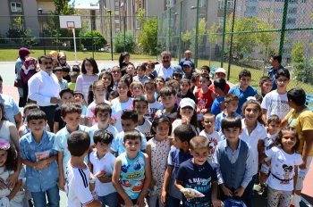 Çocukların "Arefelik" leri Başkan Sunar’dan