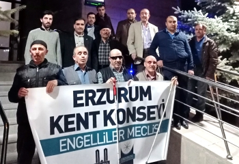 Engellilerin kaplıca keyfi