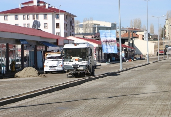 Aziziye’de Bahar Temizliği