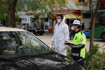 Sosyal mesafe ve kısıtlama ihlalinden 4 bin 368 kişiye işlem