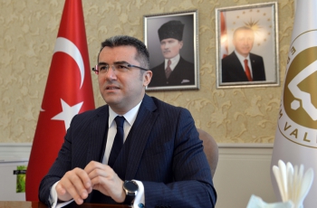Vali Memiş, öğrencilerin dersine konuk oldu