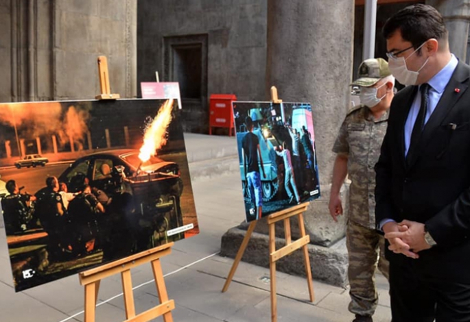 "15 Temmuz" fotoğrafları sergisi açıldı