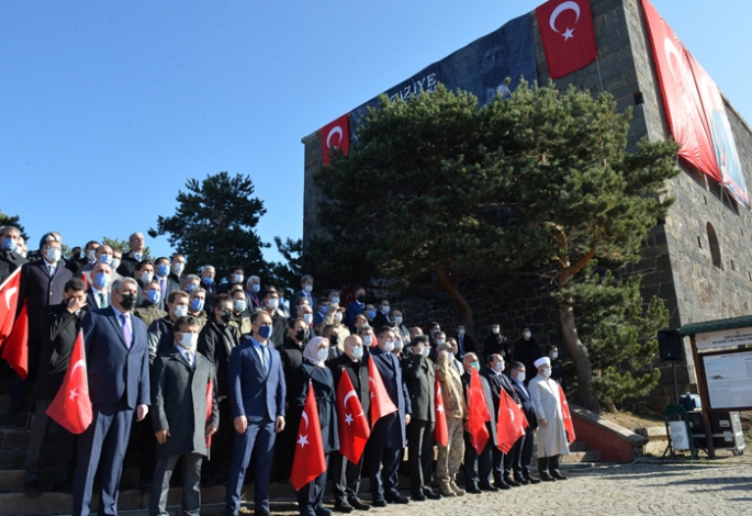Dualar "93 Harbi" kahramanları için edildi