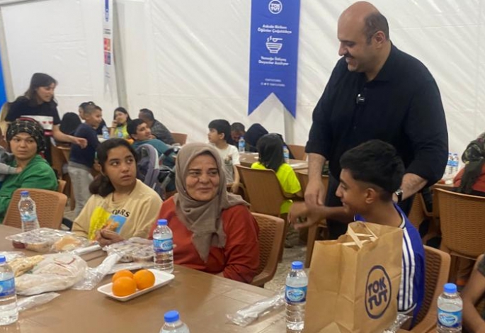 Aziziye’den Hatay’a kardeşlik sofrası