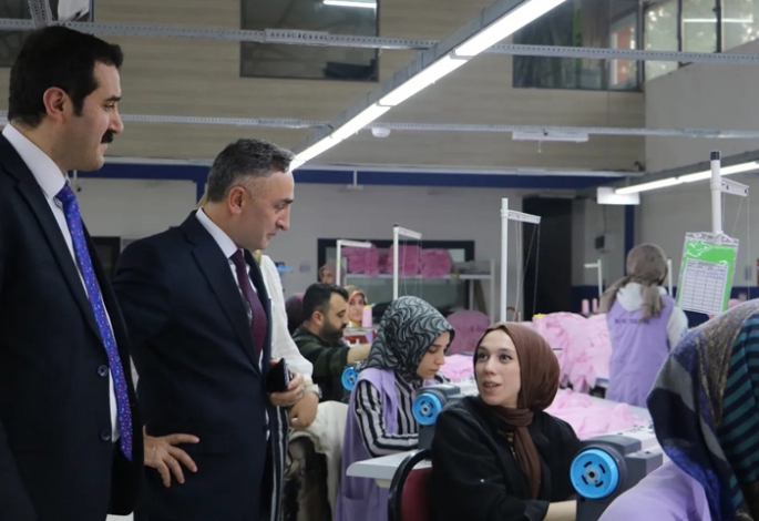 İŞKUR'dan tekstil sektörüne istihdam desteği