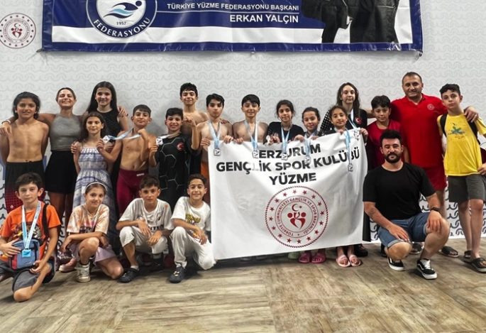 Erzurum’un yüzmede gururu