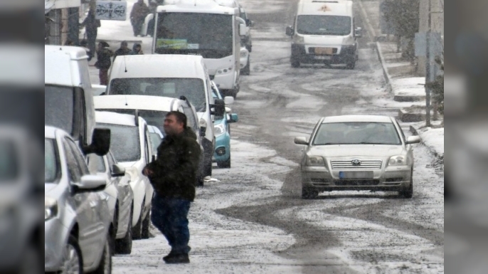 Erzurum Valiliğinden kış trafik tedbirleri