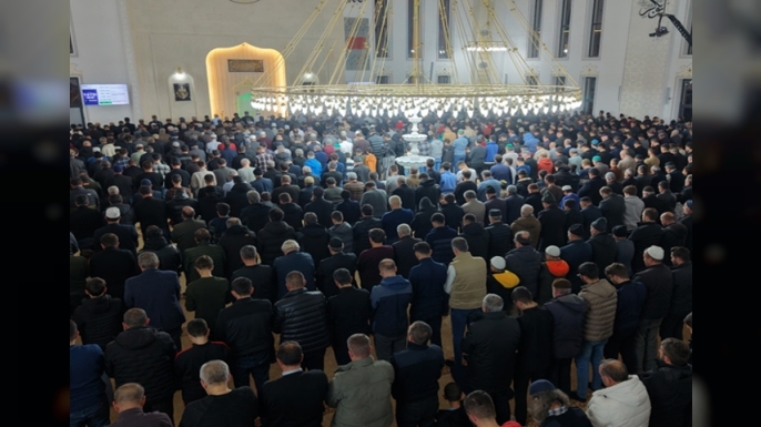 Yıldız Kardeşler Camii ibadete açıldı