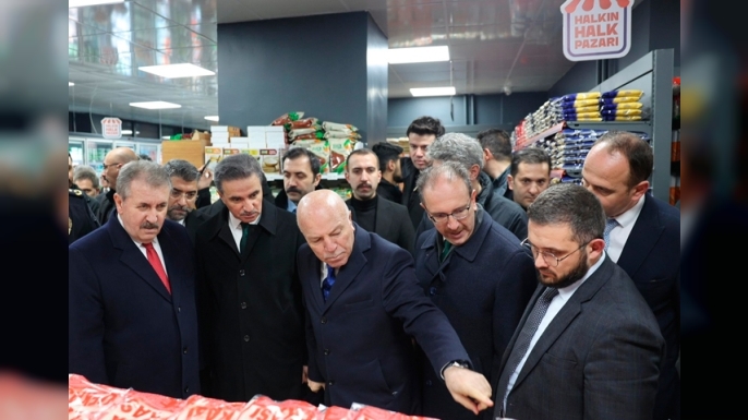 Halk Pazarı’nın 14’üncü Şubesi Mumcu’da açıldı