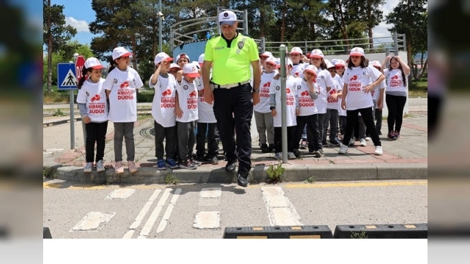 Büyükşehir’den Çocuklara Trafik Eğitimi