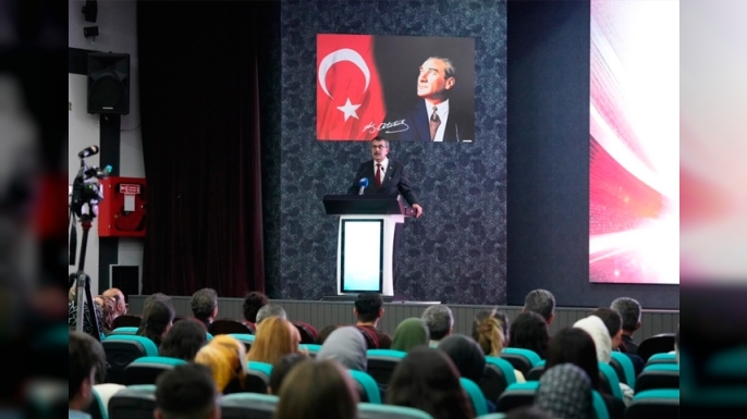 Bakan Tekin’den öğretmen adaylarına gelecek mesajı