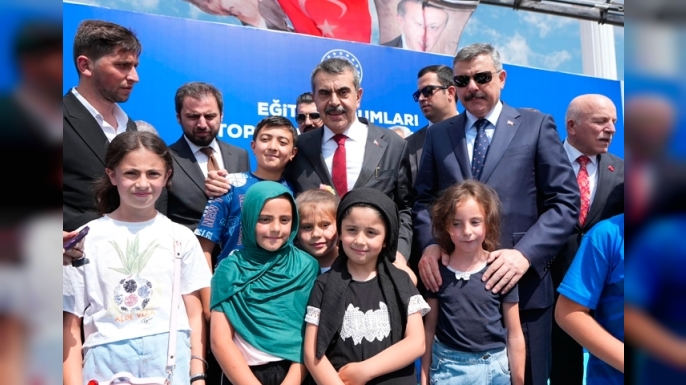 Bakanlar Erzurum’da eğitim yatırımlarının temelini attı