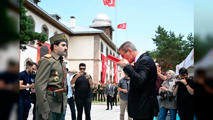 Erzurum Kongresi'nin 107. yıl dönümü coşkuyla kutlandı