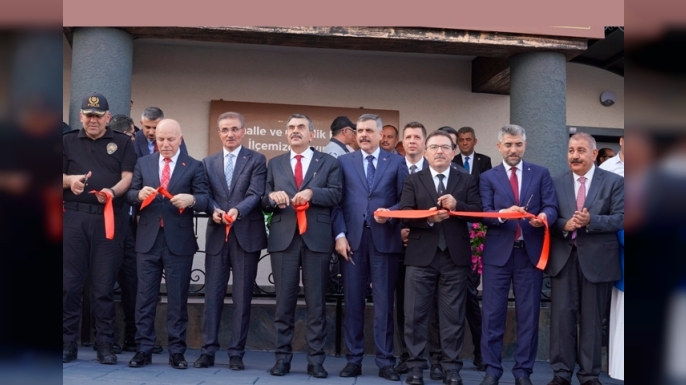 Palandöken'in Mahalle Konakları Bakanlardan takdir topladı