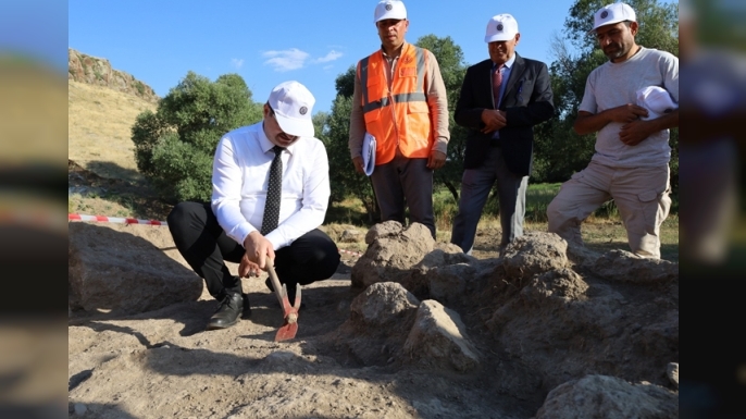Hacımüftüoğlu kazı alanında incelemelerde bulundu