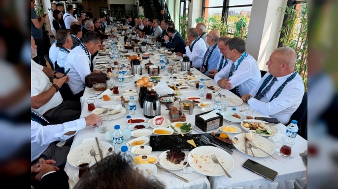 Ege’deki Erzurumlular ata yurdunda buluştu