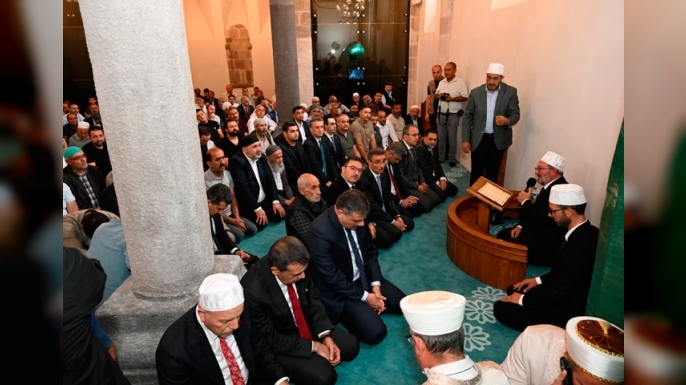 Tarihî Fetih Camii yeniden Erzurumlularla buluştu